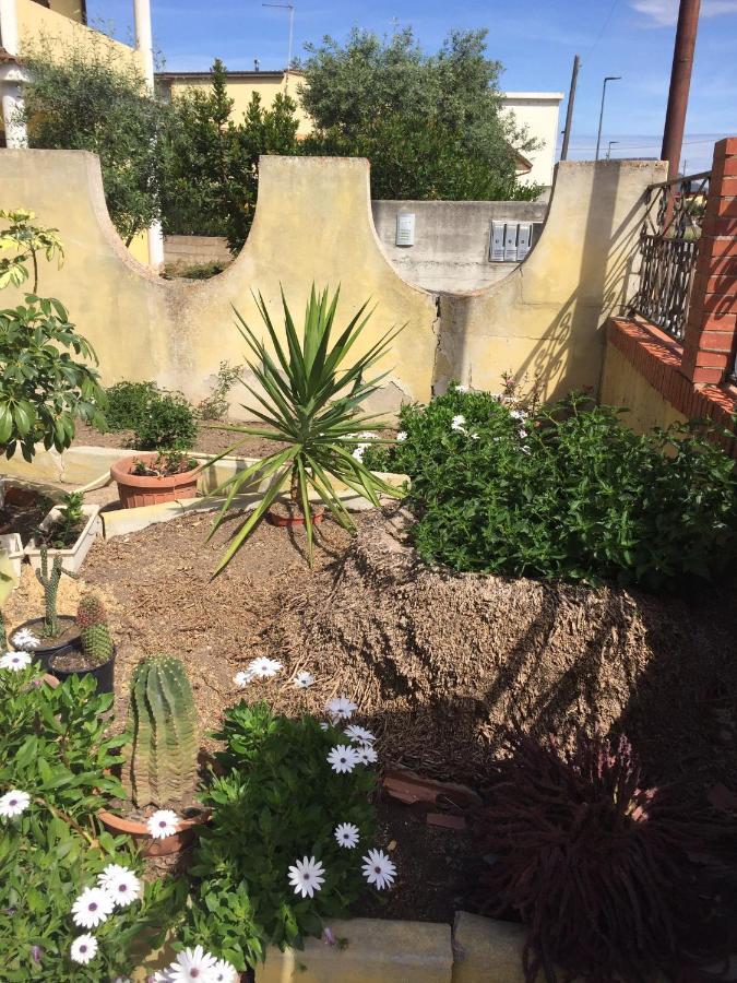 B&B Anna Piscinas Exterior foto